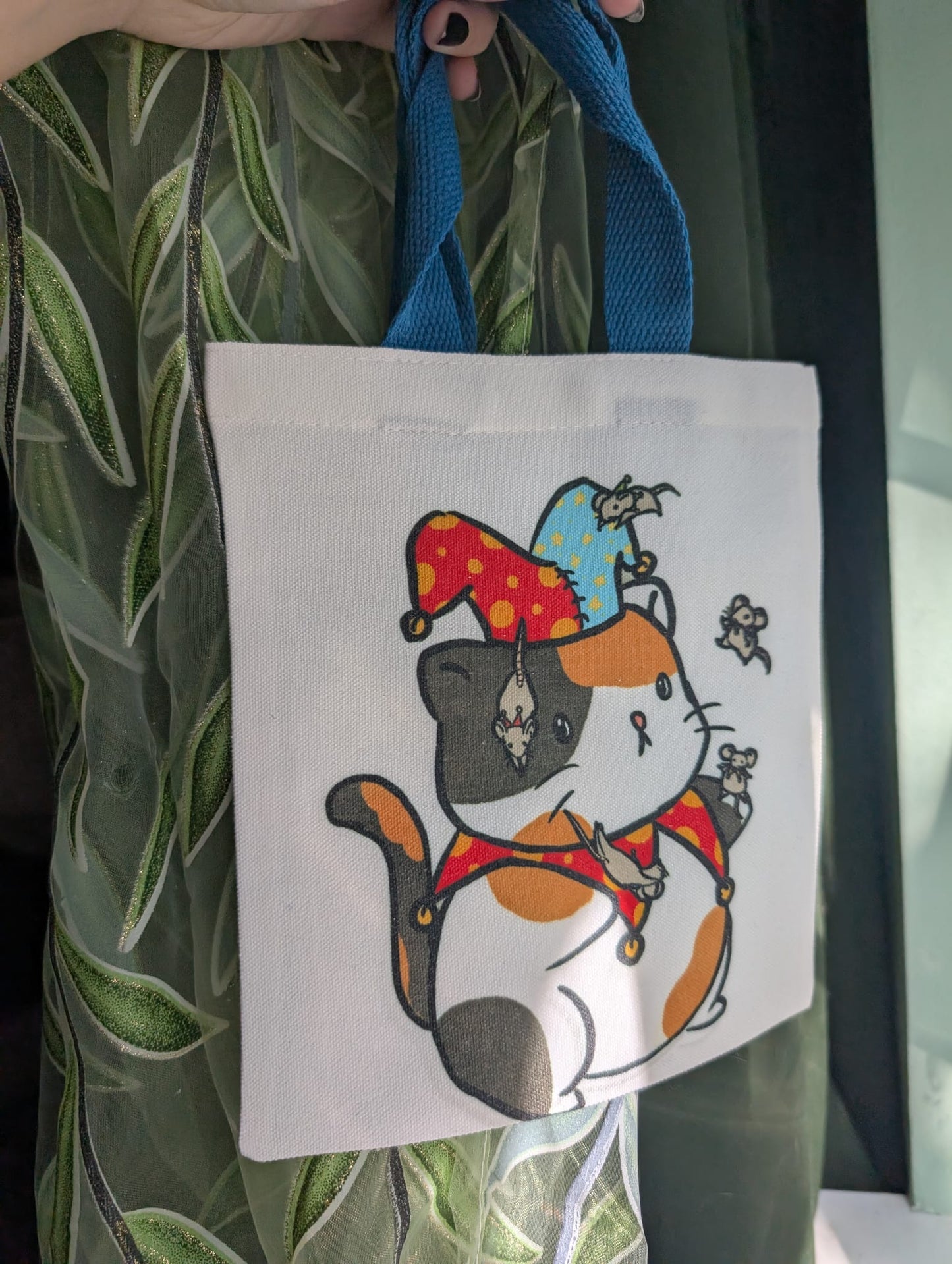 Small tote bags