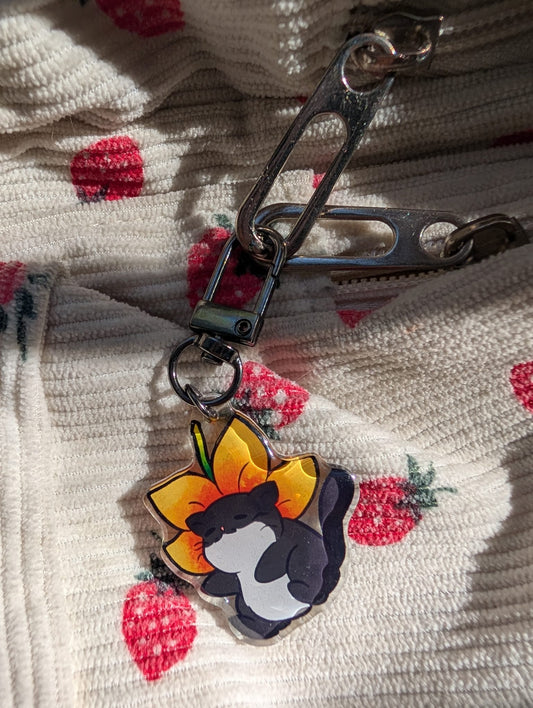 Flower cat keychain