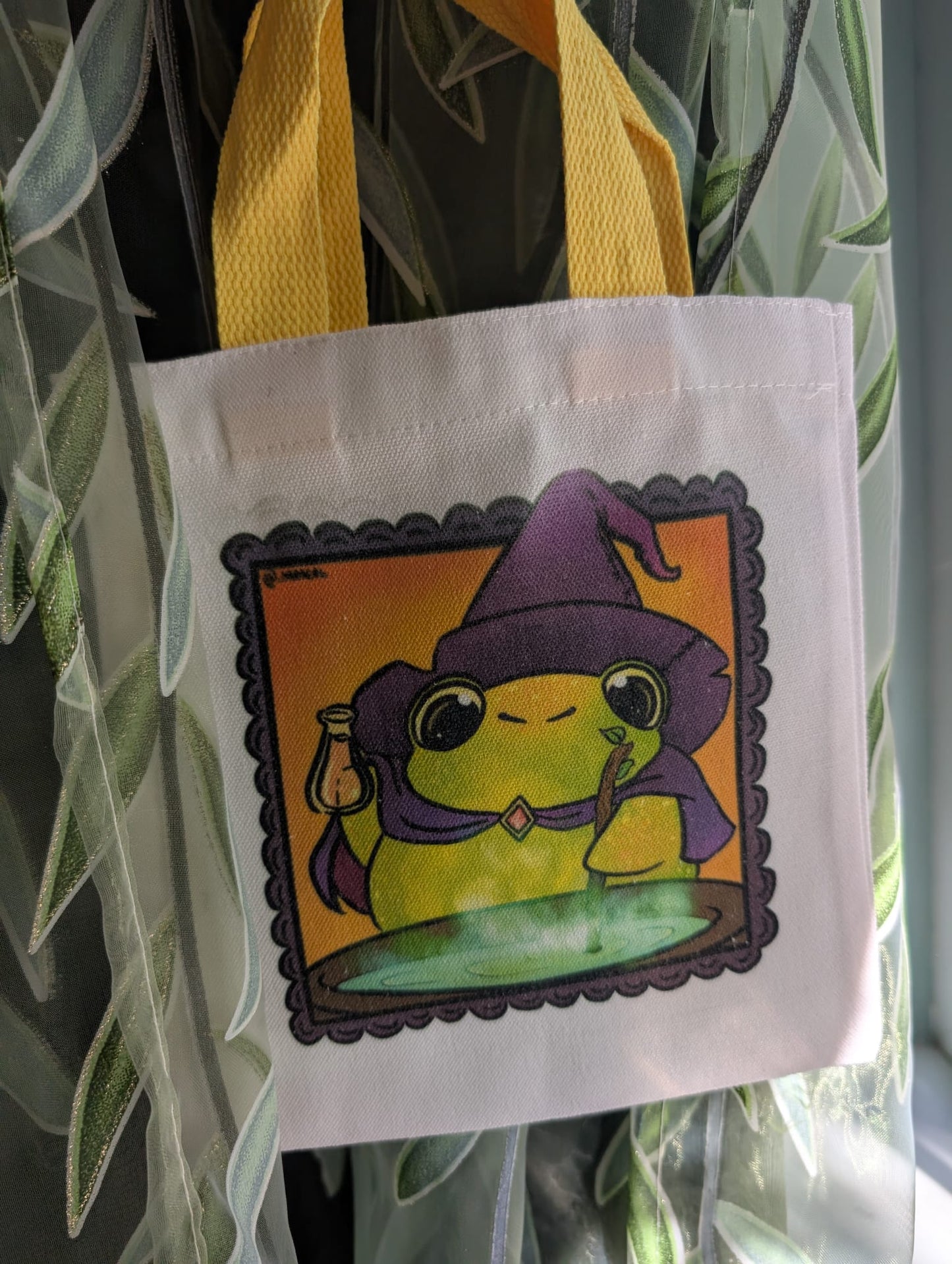Small tote bags